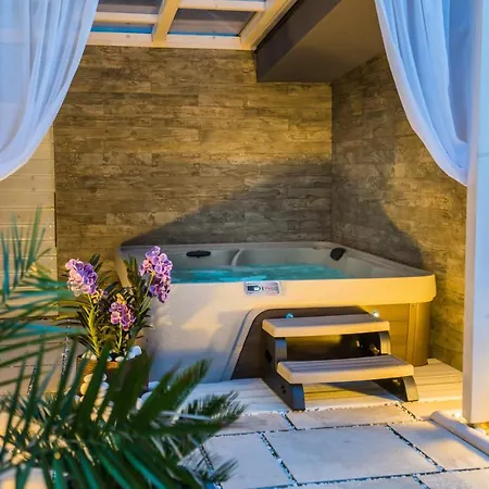 Aragda 1 דירה שיופוק